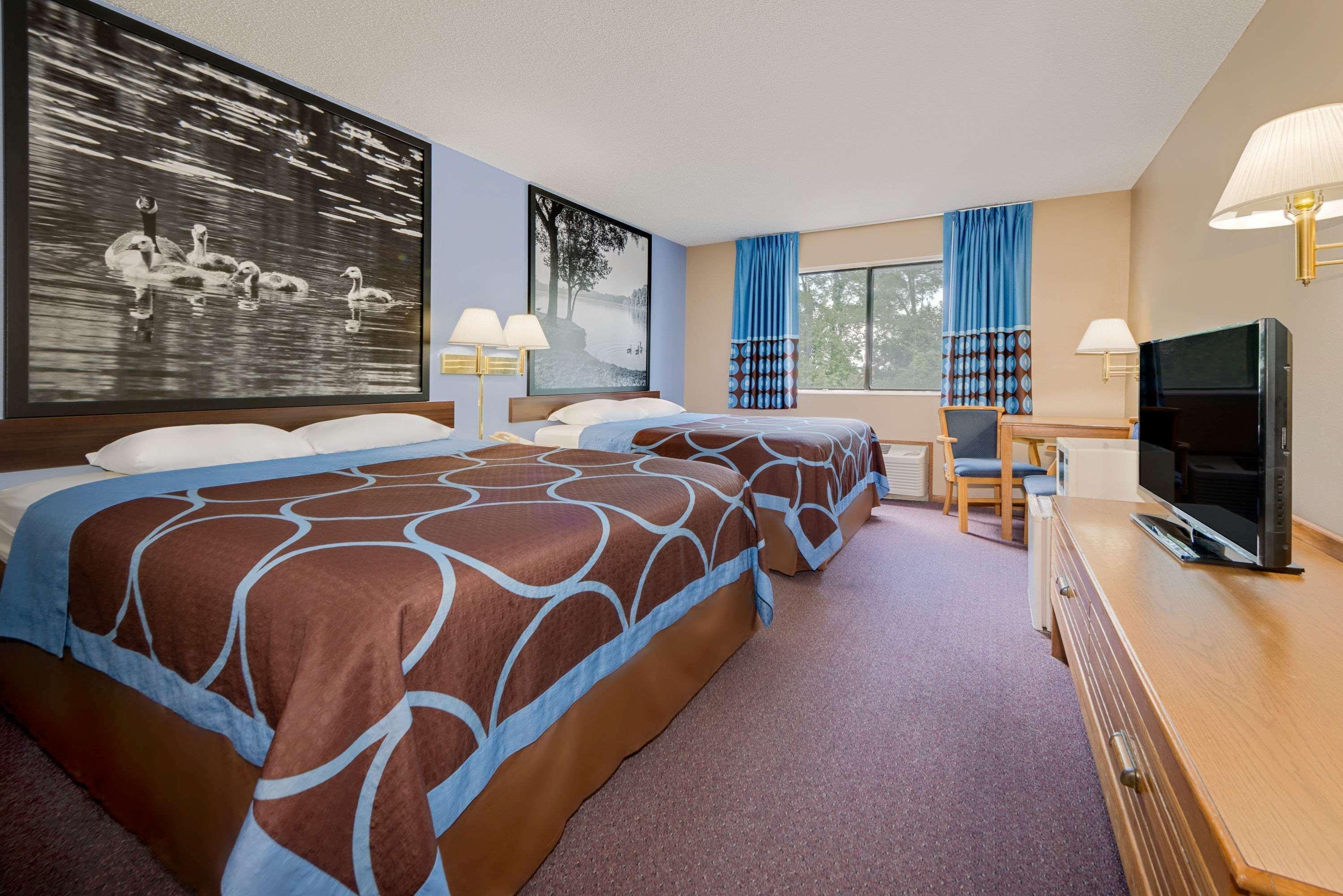 Super 8 By Wyndham Chariton Hotel Luaran gambar
