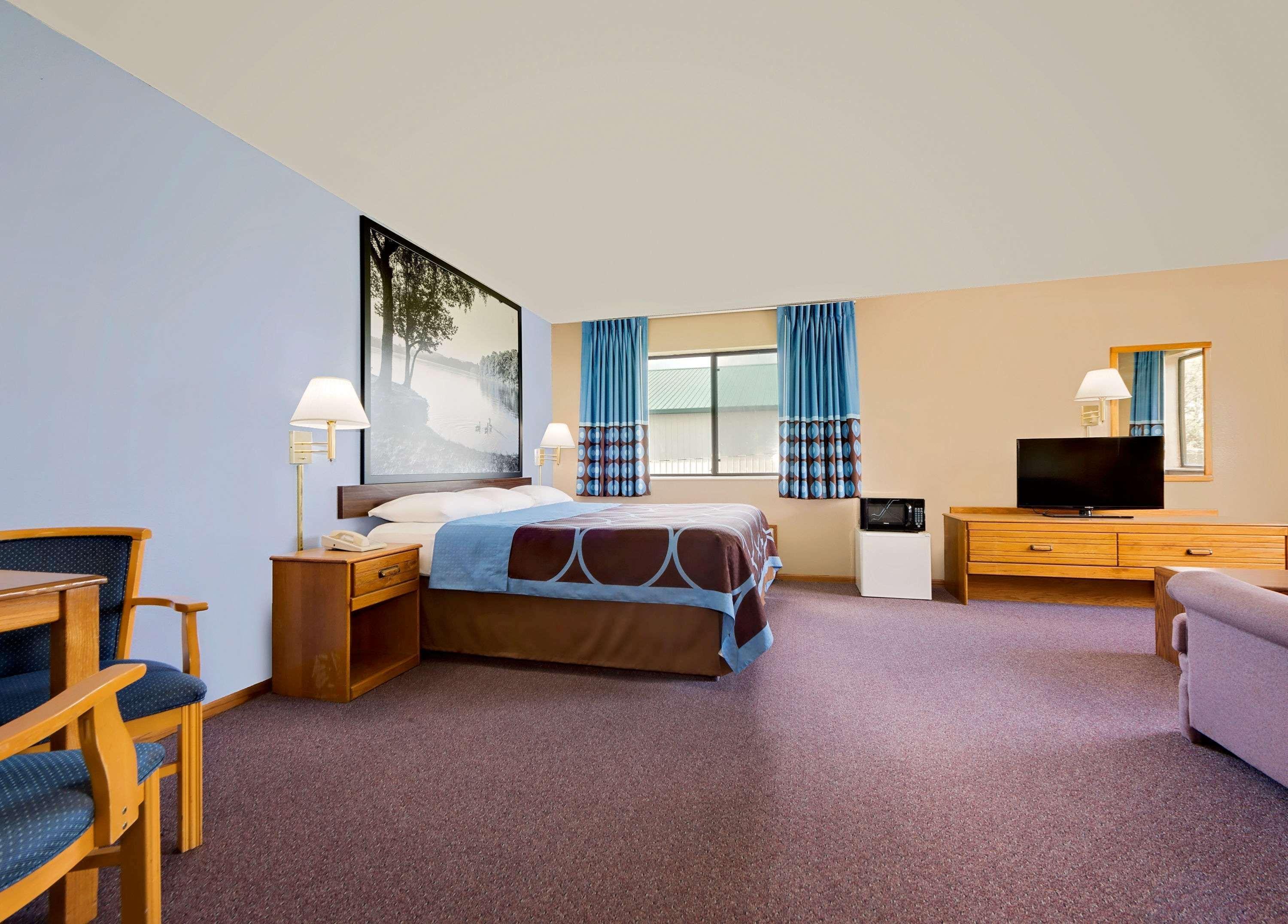 Super 8 By Wyndham Chariton Hotel Luaran gambar