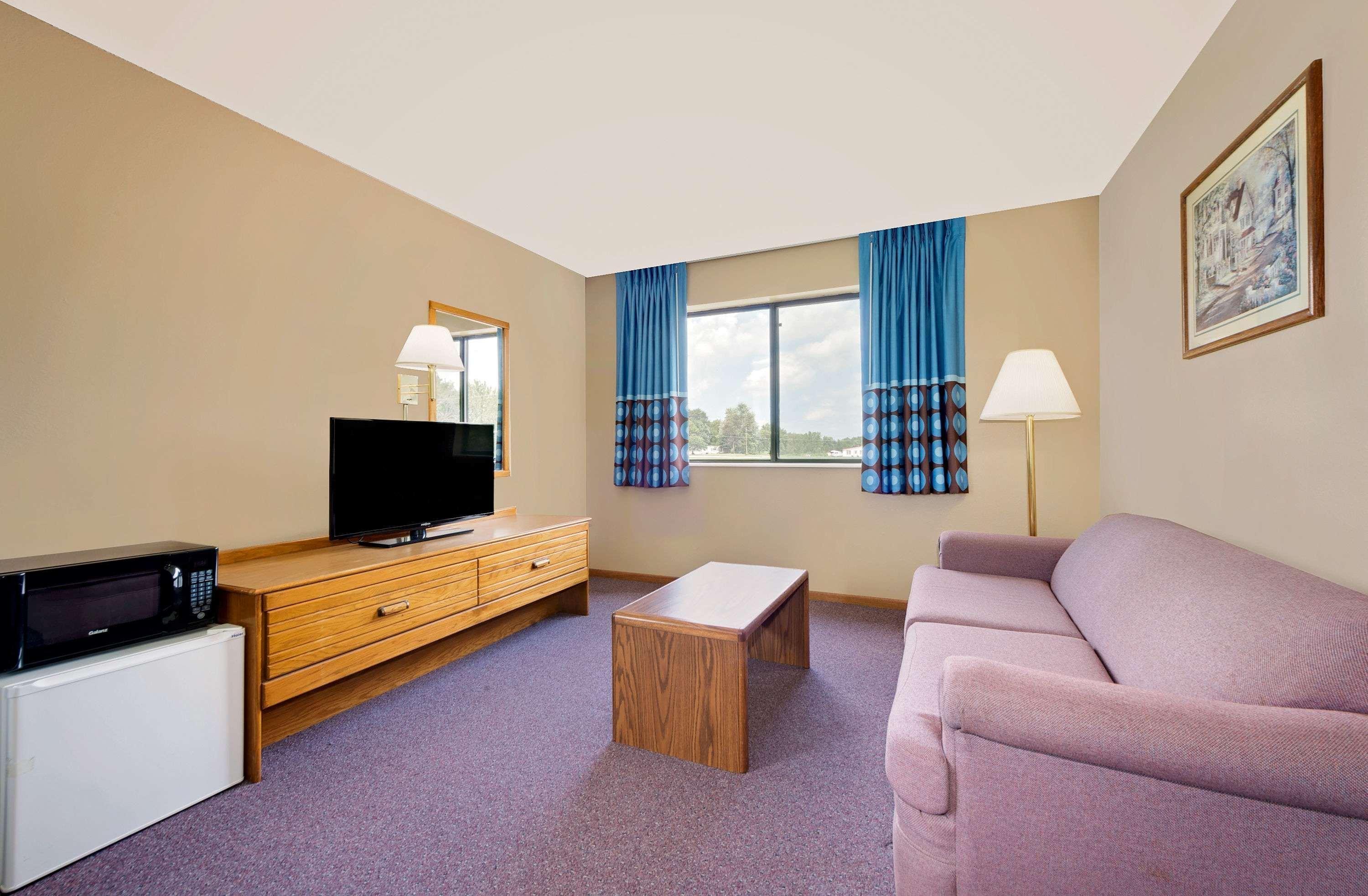 Super 8 By Wyndham Chariton Hotel Luaran gambar